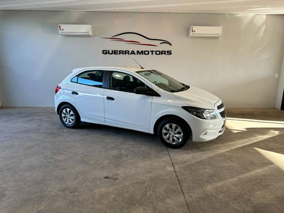 CHEVROLET ONIX 1.0 MPFI JOY 8V FLEX 4P MANUAL CHEVROLET ONIX 1.0 MPFI JOY 8V FLEX 4P MANUAL